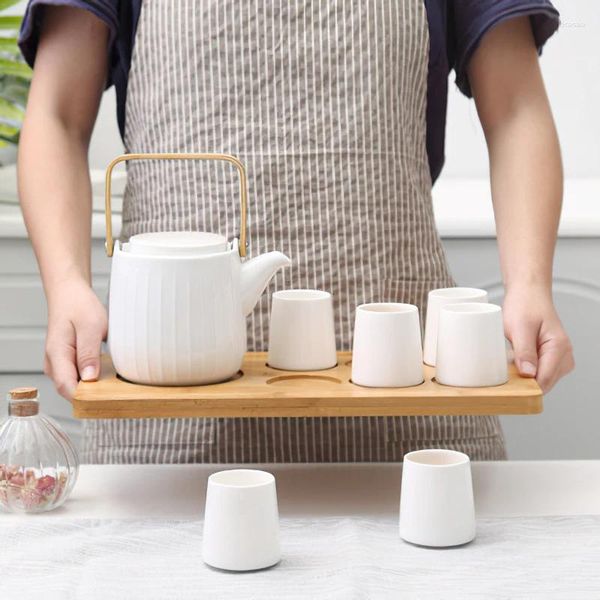 Ensembles de thé japonais créatif rayé blanc café service à thé Simple porcelaine théière tasse maison Bar décoration ornements Drinkware