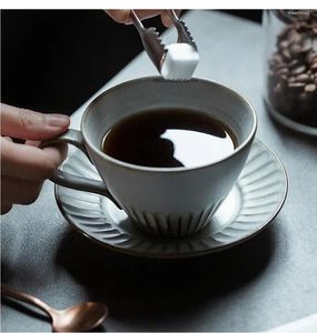 Ensembles de thé Ensemble de tasse à café et soucoupe en céramique rétro japonaise/tasse d'eau en porcelaine rayée créative 250ml/tasse de thé de l'après-midi à la maison/tasse