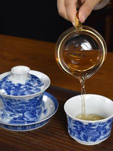 Ensembles de thé Jingdezhen bleu et blanc porcelaine fer à cheval tasse maître en céramique grande presse main thé échantillon unique ménage