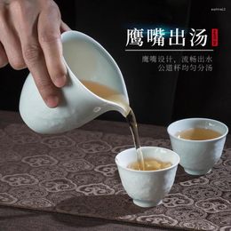 Teaware-sets Jingdezhen Hand gesneden mistige blauwe keramische werper Tea Pot Cup Chinese multifunctionele thee-maken