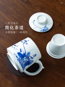 Services à thé Jingdezhen peint à la main bleu blanc porcelaine tasse à thé grand ménage passoire en céramique brassage bureau personnel avec couvercle