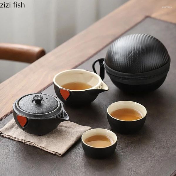Enfilage de thé set un pot et deux tasses en céramique de thé en céramique sac de voyage portable faisant un équipement de tasse de thé en plein air