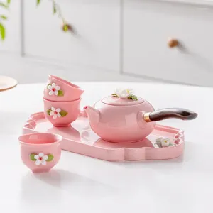 Teaware -sets Roze geknepen bloementheepot Set een drie kopjes keramische theepot theekop dame reizen met dienblad