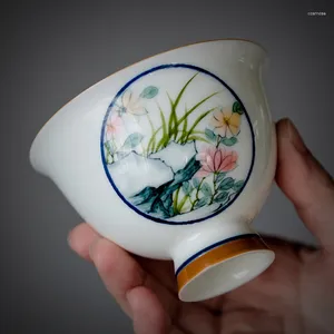 Ensembles de service à thé, visage de fleur peint à la main, bol couvert en céramique, pied haut, tasse à thé chinoise simple, deux thés ne sont pas ensemble