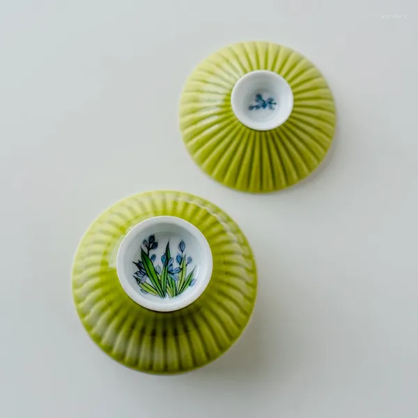 Ensembles de thé Pur peint à la main orchidée Sophora fleur vert chrysanthème rabat couvercle bol unique chinois thé infuseur tasse à thé en céramique avec