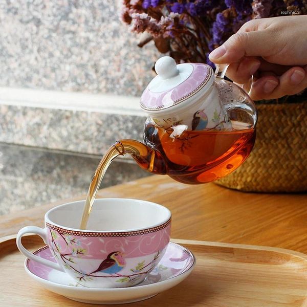Ensembles de thé Ensemble de tasse à thé en céramique européenne théière en verre soucoupe en porcelaine oiseau bouilloire avec passoire (1 1 théière)