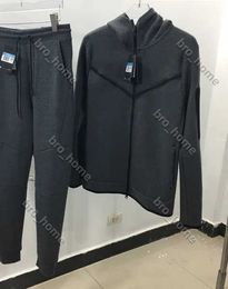 Nuevo diseñador Nikiely Chándales para hombre Suéter Pantalones Conjunto Baloncesto Ropa de calle Sudaderas Traje deportivo Marca Letra Ik Ropa de bebé Sudaderas con capucha gruesas Pantalones de hombre FUHS