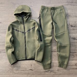 Tech Fleece Sweats à capuche Ni Mens Survêtements Designer Survêtement Chemises Shorts Deux Pièces Femmes Fitness Séchage Rapide Et Vêtements De Sport Respirants Grand 44