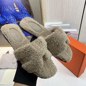 Slippers van teddybont voor dames Ontwerper roze pantoffel lamswol Fluweel antislip zwart Ademende flip-flops lederen schuifregelaars Brede platte schoenen Lady Sandaal met doosmaat 35-42