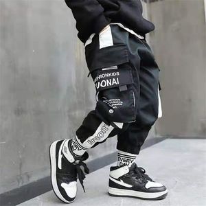 teenage boys pants 3-10 years old cotton Korean casual loose children spring and autumn trousers large pockets 211103