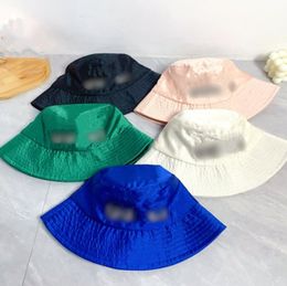 Adolescentes Carta Bordado de bordado Sunhats Diseñador para niños Fismán de lujo Girls Big Boys Beach Beach Hat Big Brim Bloque Sol Cap Z7995