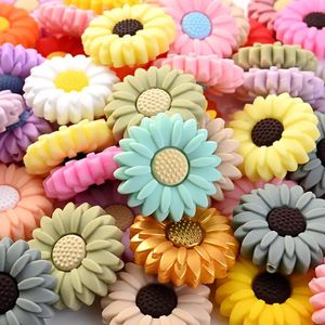 Jouets de dentition 10 pièces 20mm bébé Silicone perles de dentition Mini fleur marguerite dentition bricolage sucette chaîne collier Bracelet accessoires 231206