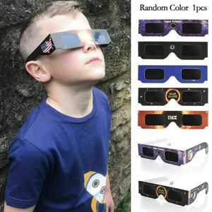 Telescopio 50pcs/lote gafas de eclipse solar segura papel 3d lentes vr La visualización protege los ojos de color aleatorio para la vista directa del sol