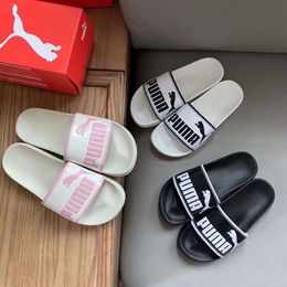 Temperamentversie van Instagram Paar gladde herenmode Home Dikke zool Uiterlijke slijtage Antislipslippers dames strand casual schoenen designer slippers
