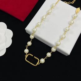 Temperament Parel Hanger Ketting Dames Premium merk vergulde V letter ketting bijwonen van banketten dragen sieraden