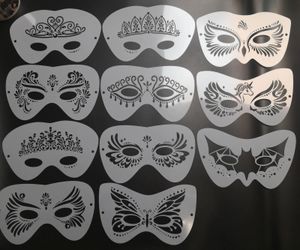 Tijdelijke tatoeages 21pcs Kerst Halloween Party Kinderen Herbruikbare Tekening Art DIY Levendige stijl Wasbaar Gezicht Body Painting Sjablonen Set 231207