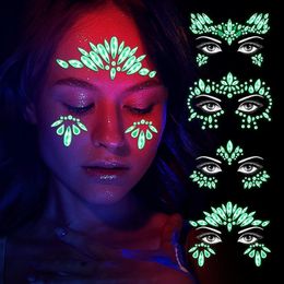 Tijdelijke tatoeages 3D Luminous acryl gezicht kristal lichaam Tijdelijke tattoo gloeide stickers diy maskerade bar feest gezicht decoratie 230811