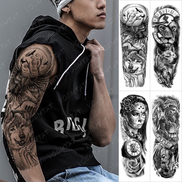 Tatuajes temporales manga de brazo grande tatuaje de pájaro cuervo bosque de luna impermeable pegatina lion wolf reloj arte cuerpo completo tatuaje falso hombres 230812