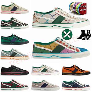 Tennis 1977 Canvas Casual Shoes 2024 Luxurys Designer Sneakers Men Men Dames Italië Groen en Red Web Stripe Rubberzol