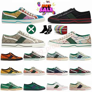 Tennis 1977 Toile Casual Chaussures Luxurys Designer Femme Chaussure Italie Vert et rouge Web Stripe Semelle en caoutchouc pour coton extensible Plate-forme basse Hiigh Top Mens Femme Sneaker