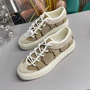 Tennis 1977 Toile Casual Chaussures Luxurys Designers Femmes Hommes Chaussure Italie Vert et rouge Web Stripe Semelle en caoutchouc Stretch Coton Low Top Hommes Baskets 11