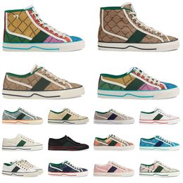 Tennis 1977 Chaussures de toile Sneaker Chaussures de créateurs pour femmes Plate-forme Scarpe Vert et rouge Web Stripe Semelle en caoutchouc Luxurys Stretch Cotton Low Top Mens des chaussures