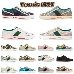 Tennis 1977 Designers Sneakers Chaussures de toile décontractées Designers de luxe Chaussures pour femmes Italie Vert et rouge Web Stripe Semelle en caoutchouc Stretch Cotton Low Top Hommes Sneakers 36-44