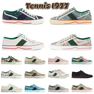 Tennis 1977 Diseñadores Zapatillas de deporte Zapatos de lona casuales Diseñadores de lujo Zapato para mujer Italia Verde y rojo Raya web Suela de goma Algodón elástico Low Top Zapatillas para hombre 36-44