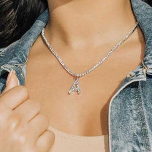 TENNIS MODUSABLE NIEUW CRYSTAL 26 Letter Pendant Ketting Dames Shining Water Diamant Tennis Chain Ketting Statement Juwelier Party Gift D240514