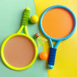 Tennisrackets ingesteld voor kinderbadmintonpak met 2 ballen training kind binnen- en buiten sportspel twee manieren om 230311 te spelen
