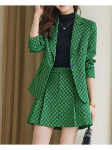 Tesco Elegant Plaid Suit Pleated Sets Dames 2 -delige Outfit Office Lady Rok voor prom party Ropa de Mujer