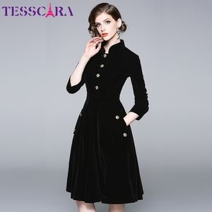 TESSCARA Femmes Automne Hiver Élégant Velours Robe Festa Haute Qualité Vintage Robe De Soirée Femme A-Line Designer Noir Vestidos 201204