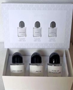 Test d'arrivée Kit de parfum 3PCS30ML PARLAGE PRAUTS SUPER CEDAR BLANCHE ROSE OF NO MAN039S LAND COLOGNE PARFUM de haute qualité5531146