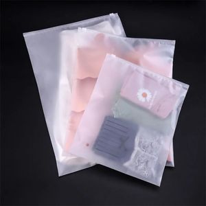 Tetp 50pcs 14hire / 18 pagesttes à glissière grosée sac à fermeture éclair à domicile vêtements de stockage de sous-vêtements avec organisateur de trou d'air