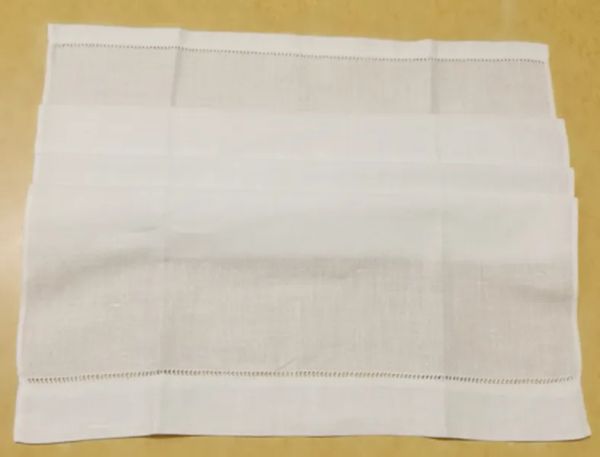 Lot de 12 serviettes textiles pour invités, essuie-mains en lin, bordure brodée ajourée ZZ