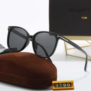 Tf Ft Tom Designer lunettes de soleil de luxe pour femmes lunettes hommes classique Uv 400 lentille polarisée lunettes mode adapté à l'extérieur plage 2CLA 2CLA