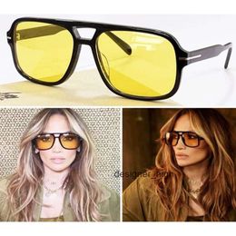 TF Femme Designer Toms Ford Lunettes de soleil Fashion Style Top UV400 Lunettes 0884 Classic Mens Travel Driving Protection Side Oeil High Qual4428275