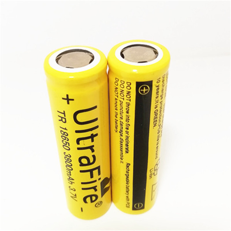 The 18650 3800mah lithium battery 3.7V can be used for bright flashlight and electronic products have yellow and blue