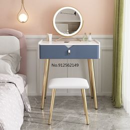 De 2022 Modern Simple New Style Italiaans licht Luxe Superior Sense Solid Wood Slate Dressing Table Slaapkamer Kleine make -uptafels