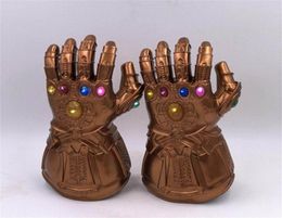 De 4 eindspel Thanos Gloves Cosplay Prop LED -handschoenen PVC Infinity Gauntlet Halloween Party SY3M7222716