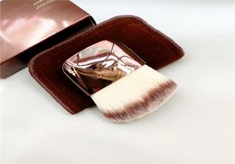 Le pinceau de maquillage en poudre ambiant voyage portable en poudre polyvalente blush de poudre de poudre de hauteur de hauteur de lingeur