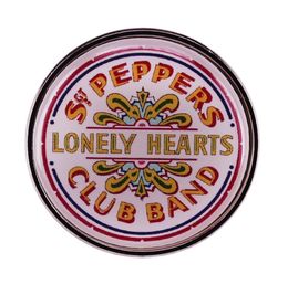 Insignia de botón esmaltado con el logotipo de The Beatleees SGT Peppers Lonely Hearts x Club Band1980815