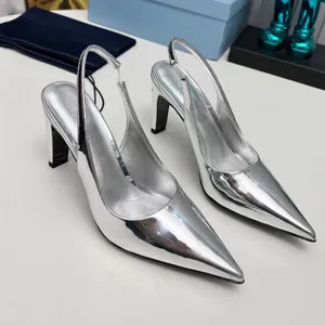 La mejor marca Slingbacks Mujer 8,5 cm Tacón alto Zapatos de vestir con tirantes en punta dorada Cuero genuino Moda Tacones gruesos Zapatos de diseñador de lujo