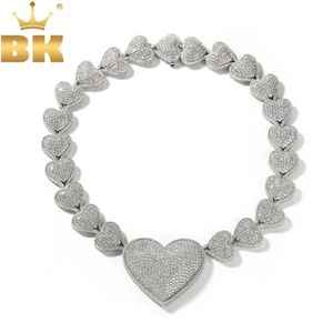 The Bling King 2 tailles Big Heart Collier Micro Pavé Out Cumbic Zirconia Link Chain Gift For Women Girl Hiphop Bijoux 240311