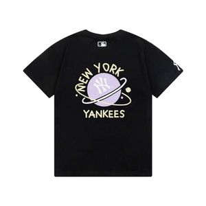 De juiste versie van het Koreaans China-chic merk NY Back Planet Foam Print Short Sleeve heren en dames casual sport halve mouw t-shirt
