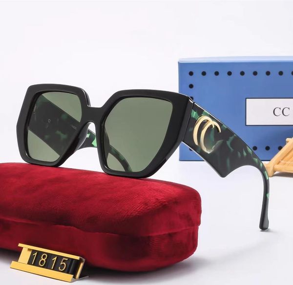 Le designer conçoit les hommes et les femmes Bridge Bayberry Sunglasses Straviolet Ray Ray Goggles Resolve Nice Look Strict