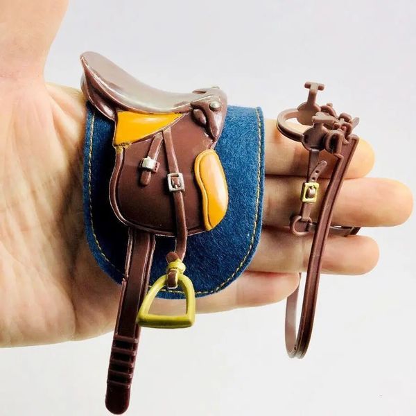 La maison de poupée simulation rênes selle tête de cheval fournitures d'équitation accessoires d'animaux montage modèle jouet poupées 240301