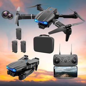 Le drone E99 est livré avec deux caméras, trois batteries, un contrôle d'application mobile, des cadeaux d'Halloween/Noël/Nouvel An