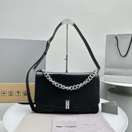 Le sac d'usine des exportations BA2024 Nouveau crack bb Soft Flip Sier Chain épaule unisexe