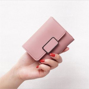 De eerste laag van cowhide dames mini -portemonnee RFID blokkerende creditcard portefeuilles voor mannen korte portemonnee met muntzak echt leer2520